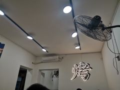 -铭记烧烤制作社•吊炉乳鸽 延吉冷面