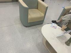 -上海大学附属上海和平眼科医院