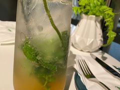 -Oasis Bar & Grill