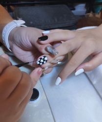 -Miss·A日式美甲美睫