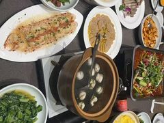 -梅花香里大酒店(郁金香路店)
