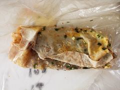 -正宗杂粮煎饼香软鸡蛋饼