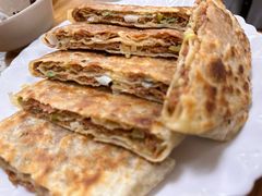 -溢心园香河肉饼总店