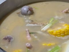 -肥仔文澳门猪骨煲(南京西路店)