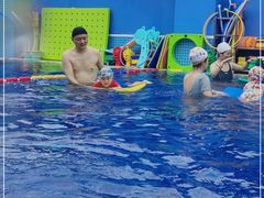 -龙格亲子游泳·水育早教运动中心(绿宝中心)