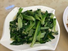 -鹏城人家海鲜酒家·23年老字号(较场尾店)