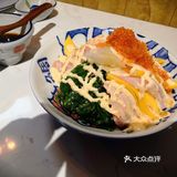 一口咬下去，满嘴都是肥美的鳗鱼，非常香美