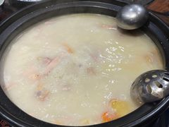 -大匠工房古船木艺术餐厅·猪肚鸡专门店(长白仙岛店)