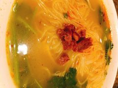 鸡肉米线-小街天府