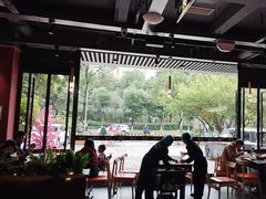 -老船舫·现做活鲜鱼馆(东郊记忆店)