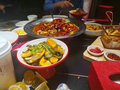 -辣尚瘾·烤鱼·新川菜(交大直营店)