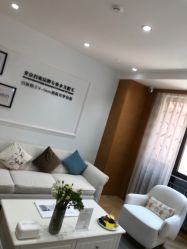 -HEYAN荷妍专业脱毛连锁机构