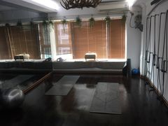 -简·无界健身工作室·运动康复·体态(石厦店)