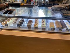 -Dough&Joe团憩(瑞虹天地月亮湾店)