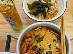 小螺莉螺蛳粉-丽丽三鲜螺蛳粉(田林路店)
