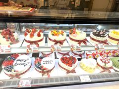 -花花卷卷·鲜食蛋糕(静安久光百货店)