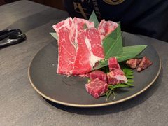 -铭牛烧肉·和牛海鲜自助(高新月牙湖店)