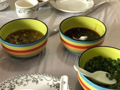 -鲁朗纳麦石锅鸡庄园