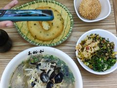 -易裕和·长沙米粉(竹塘西路店)