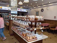 -红宝石·鲜奶小方·海派西点房(南丹店)
