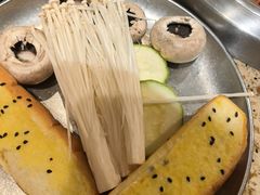 -姜胖胖韩式自助烤肉(光明万达店)