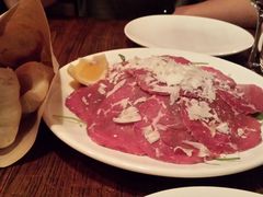 风干牛肉配芝麻菜.jpg-La Tavernetta(Bar à Vin)(乌鲁木齐路店)