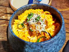 -HIGH FIVE哈福手工汉堡(桂林路店)