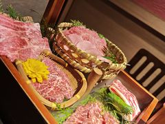-山川小町·极番烧肉(新地假日广场店)