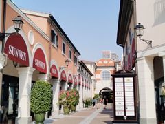 -佛罗伦萨小镇广佛名品奥特莱斯(疏港路店)