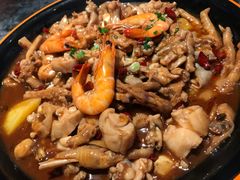 -胖哥俩肉蟹煲(长沙高铁吾悦广场店)