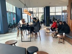 大堂-星巴克(凯德晶萃店)