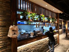 自助取餐区-弄堂咪道-饭香·面香·馄饨香(钦州北路田尚坊店)