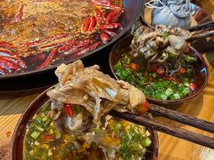 -壹兆圆重庆火锅手工炒底料(长白格林玫瑰湾店)