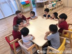 -无艺三语日托早教Arti School(高尔夫园区)