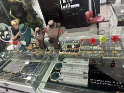-龙之吻专业刺青·手工耳洞·纹身去色