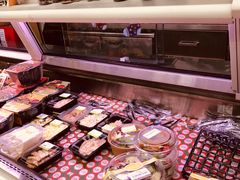 -绿叶子超市(公园大道店)