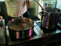 -手劲鱼丸馄饨铺(哈一百店)