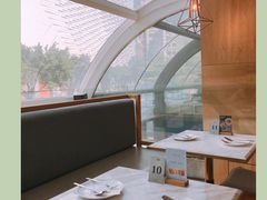 靠窗位-农畉LONFOOD(福田星河COCOPark店)