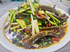 干烧鳝片-呱呱兔庄