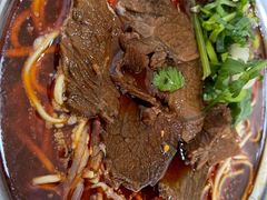 -薛记襄阳香辣牛肉面(平安路店)