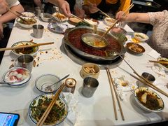 -卤校长老火锅(杨家坪直营店)