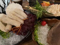 -湊湊火锅·茶憩(杭州湖滨银泰in77店)