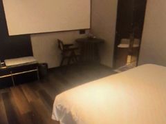 -铂尔登智慧酒店(南山西丽地铁站店)