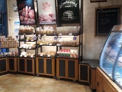 -皇冠幸福里动物奶油生日蛋糕(宗关地铁店)