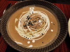 黑松露奶油蘑菇汤-WOLFGANG PUCK KITCHEN & BAR(迪士尼小镇店)