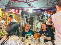 -梁憨包(南岸回龙湾店)