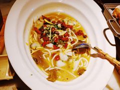 金汤酸菜鱼-绿茶餐厅(光谷世界城步行街店)