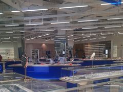 -优购镜仓(黄岛吾悦店)