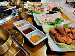 -江南本家韩国料理(太古仓中船汇店)