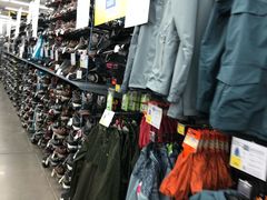 -迪卡侬(西三旗店)
